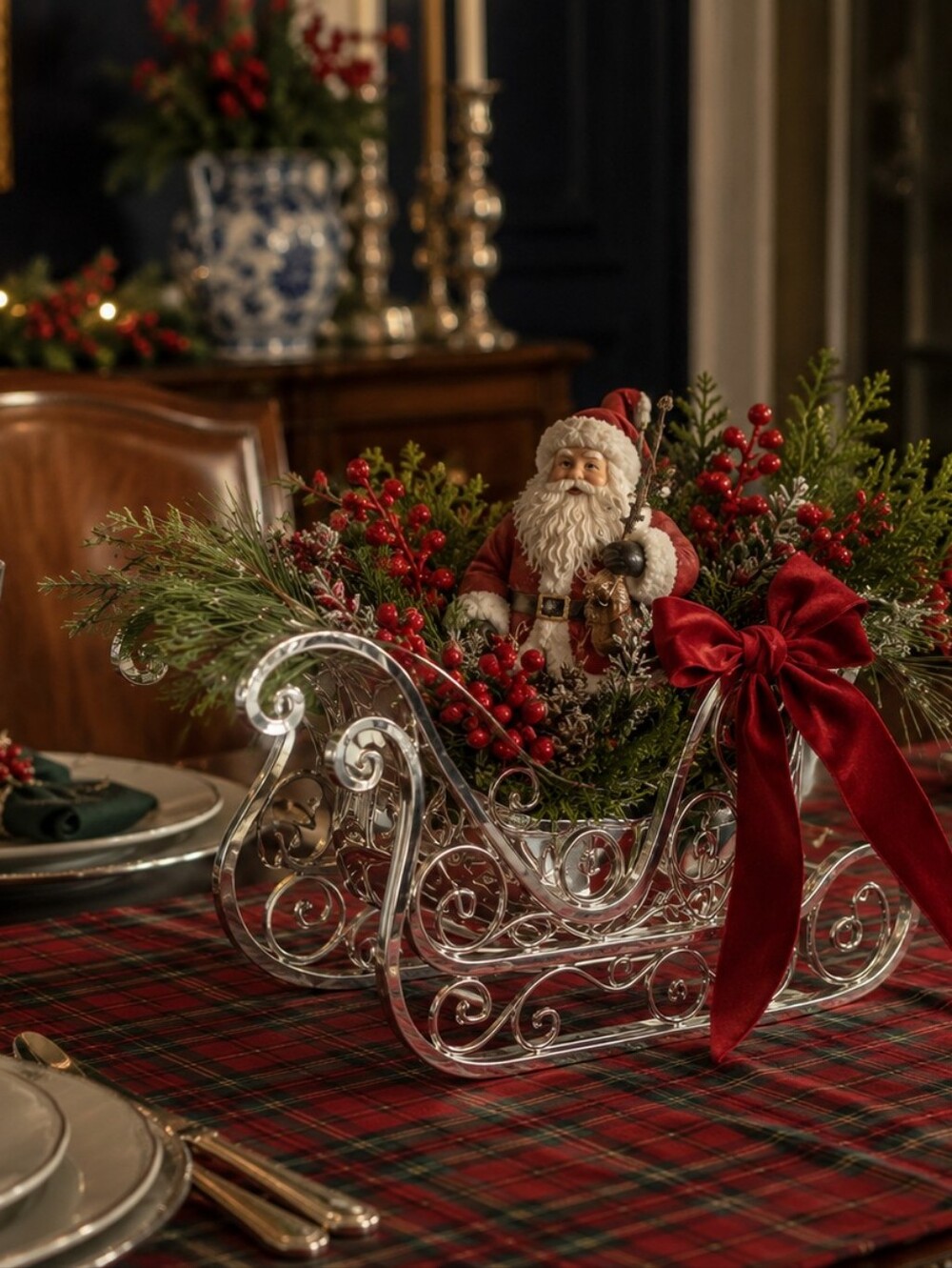 Large Santa Sleigh Centerpiece Silver Decorative Wire Sleigh